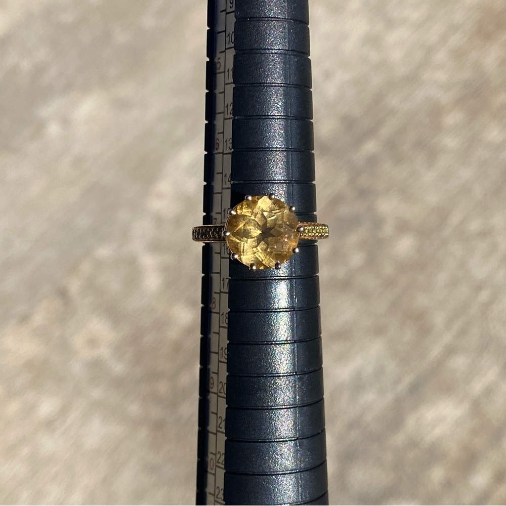 10K Yellow Gold Citrine Ring - Picture 10 of 12